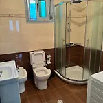 Bujtina Amar 게스트하우스