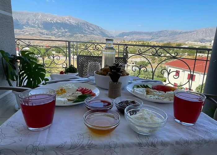 Bujtina Amar