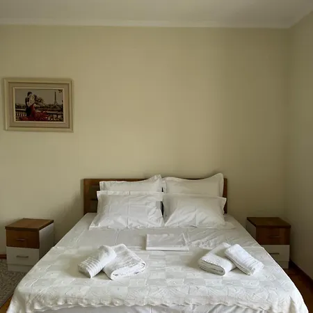 Guest house Bujtina Amar *