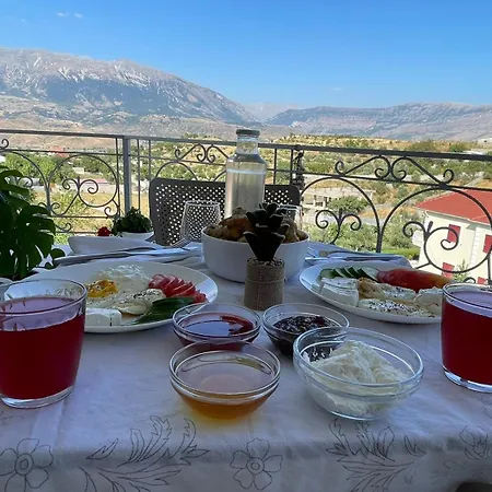 Bujtina Amar