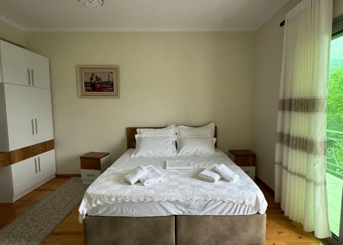 Bujtina Amar Casa de hóspedes